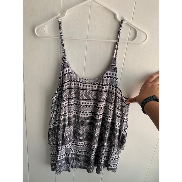 Multi-Layer Patterned Tank Top - Picture 1 of 4